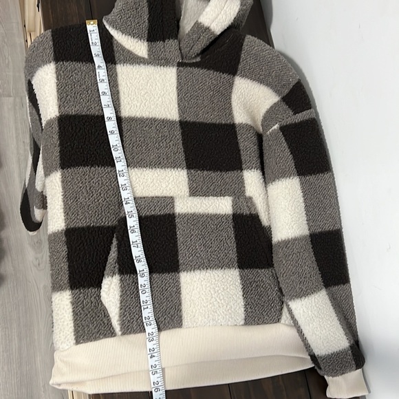 AMERICAN Eagle Hoodie Size Small Black and White Buffalo Check - Picture 7 of 8